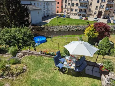 Ein Garten an der Unterkunft UO3 - Urlaubsmagie- Urlaubsoase mitten in Sebnitz