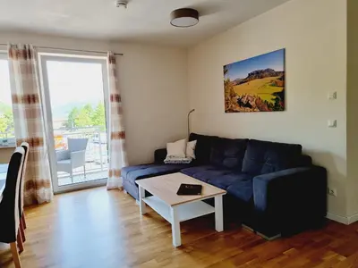 Ein Sitzbereich in der Unterkunft Hübsches Design Apartment mit Parkplatz im Zentrum von Königstein