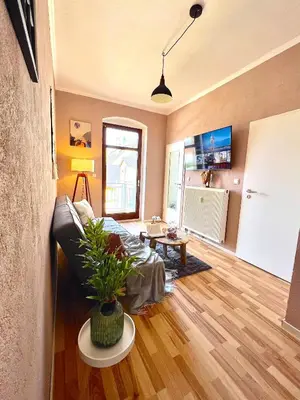 TV/Unterhaltungsangebot in der Unterkunft Elbling Apartment mit Terrasse - Netflix - Parkplatz - Weinbergblick
