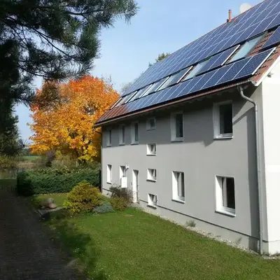Ferienwohnungen im KUNST.HAUS am See
