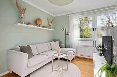 TV/Unterhaltungsangebot in der Unterkunft EDLER WOHNRAUM Luxuriöse Stadtoase mit Balkon, Kaffeevollautomat, Lift & Parkplatz