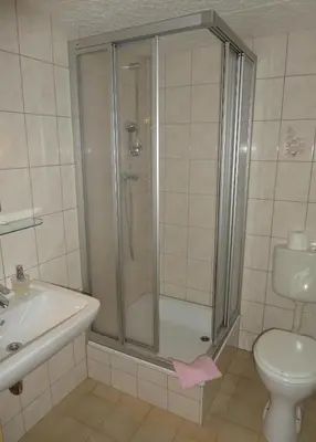 Ein Badezimmer in der Unterkunft Gaststätte & Pension Oelmuehle
