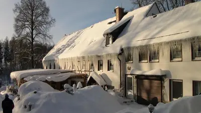 Gaststätte & Pension Oelmuehle im Winter