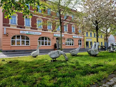 Ein Garten an der Unterkunft Hotel Due Fratelli