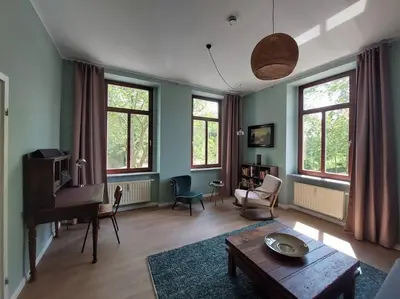Ein Sitzbereich in der Unterkunft Schöne Wohnung in Dresden - Neustadt