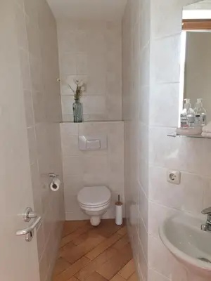 Ein Badezimmer in der Unterkunft Radebeul mit Flair
