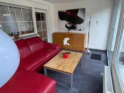 TV/Unterhaltungsangebot in der Unterkunft Stilvolles Ferienhaus mit Garten für 6 Personen
