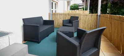 Ein Sitzbereich in der Unterkunft MonteurWohnung Sporbitzer Stübchen