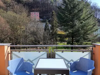 Ein allgemeiner Bergblick oder ein Berglick von der Ferienwohnung aus