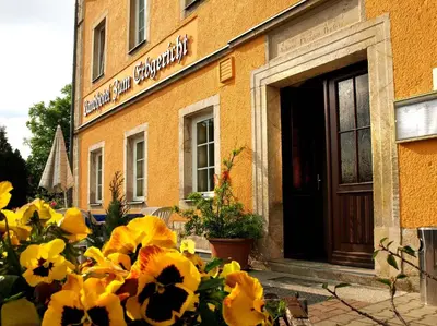 Das Gebäude in dem sich das Hotel befindet