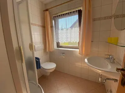 Ein Badezimmer in der Unterkunft Ferienpension Gabriele