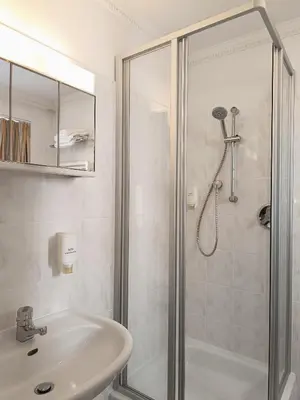 Ein Badezimmer in der Unterkunft Antonappartements