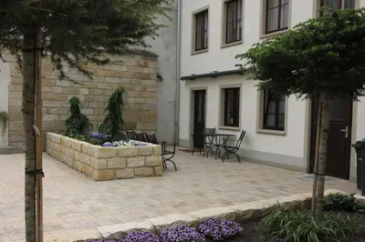 Ein Garten an der Unterkunft Ferienwohnung 