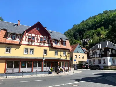 Das Gebäude in dem sich die Ferienwohnung befindet