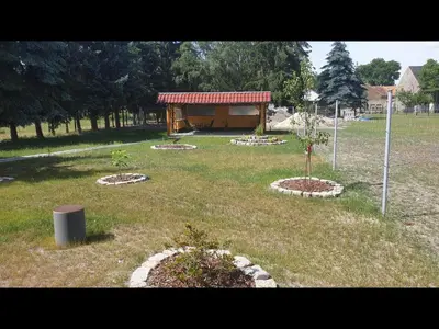 Ein Garten an der Unterkunft NEU! Ferienhaus Kurio