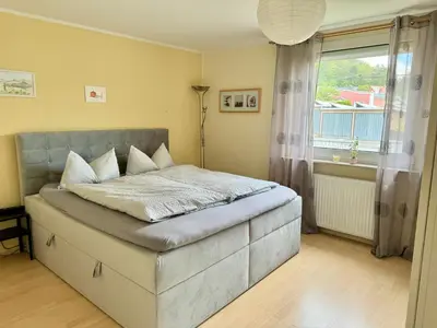 Ein Bett oder Betten in einem Zimmer der Unterkunft Ferienwohnung Bille