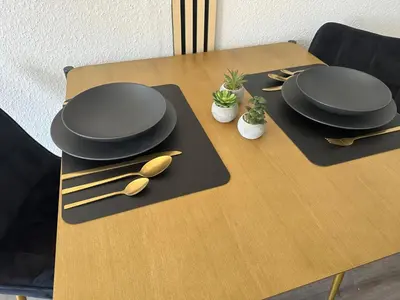 Grundriss der Unterkunft ANGEBOT - modern & gemütlich mit Parkplatz, Balkon, WiFi, Waschmaschine - 5min zum Schloss