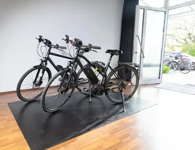 Radfahren an der Unterkunft Studioatelier in Übigau oder in der Nähe