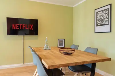 TV/Unterhaltungsangebot in der Unterkunft Studio THREE / Wifi / Netflix / 3 getrennte Betten