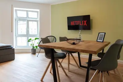 TV/Unterhaltungsangebot in der Unterkunft Studio THREE / Wifi / Netflix / 3 getrennte Betten