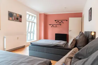Ein Bett oder Betten in einem Zimmer der Unterkunft Studio THREE / Wifi / Netflix / 3 getrennte Betten