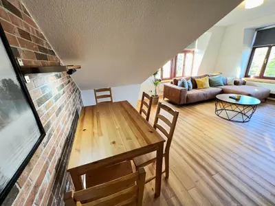 Ein Sitzbereich in der Unterkunft Cozy Apartment near city center Dresden by R&L
