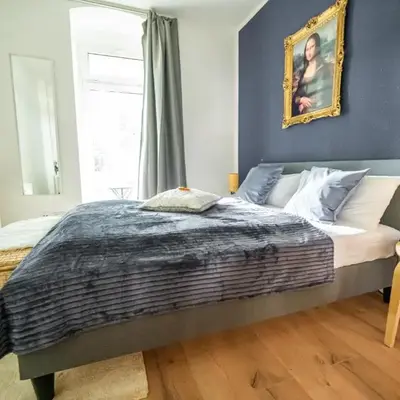FullHouse - Chemnitz - Leonardo Apt - 3 Bedrooms & Balcony