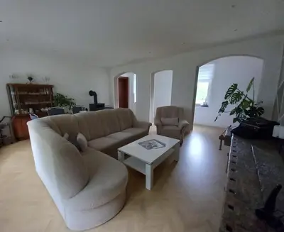 Ein Sitzbereich in der Unterkunft Ferienwohnung Gutshaus Klitzschen