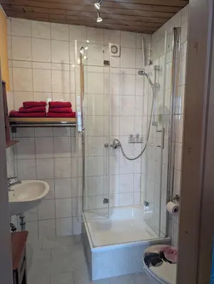 Ein Badezimmer in der Unterkunft Gästehaus Locanda al Castello Stolpen