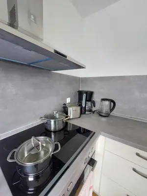 Küche/Küchenzeile in der Unterkunft Moderne Wohnung mit Vollausstattung in ruhiger Lage, W-LAN