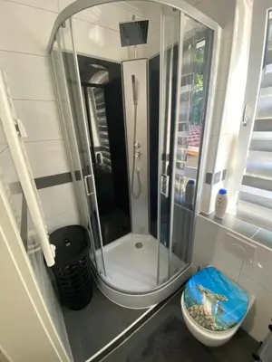 Ein Badezimmer in der Unterkunft Ferienwohnung Pension Sofia 2