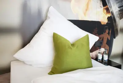 Ein Bett oder Betten in einem Zimmer der Unterkunft OSL Hotel by WMM Hotels