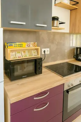 Küche/Küchenzeile in der Unterkunft TOP ANGEBOT - große Wohnung - max 6 Personen - WiFi - Waschmaschine - Badewanne - 2 Parkplätze - zentrale Lage - große Küche TOP