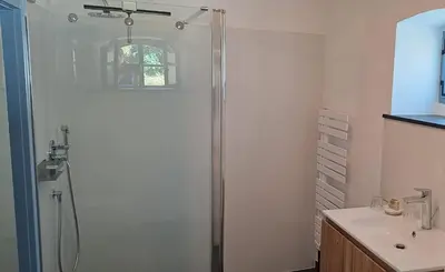 Ein Badezimmer in der Unterkunft Ferienhaus FERGUNNA direkt am Kammweg mit Sauna
