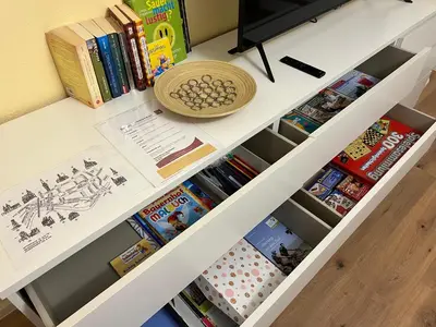 Die Bibliothek in der Ferienwohnung