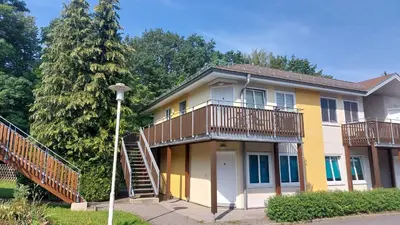 Das Gebäude in dem sich die Ferienwohnung befindet