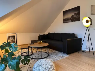 Ein Sitzbereich in der Unterkunft Oasis Appart - Wohnen am Elbtal Dresden - Balkon - Netflix - Tiefgarage