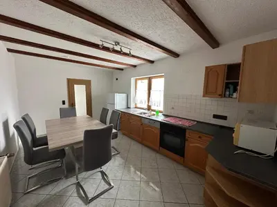 Küche/Küchenzeile in der Unterkunft Pension „Haus 11“ Lauta