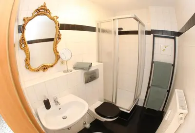 Ein Badezimmer in der Unterkunft NEU! DD-Style! Neustadt-Oase
