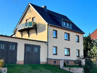 Das Gebäude in dem sich die Ferienwohnung befindet