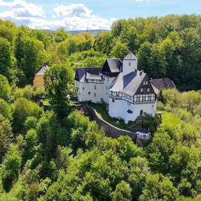 Kavaliershaus neben Schloss Rauenstein
