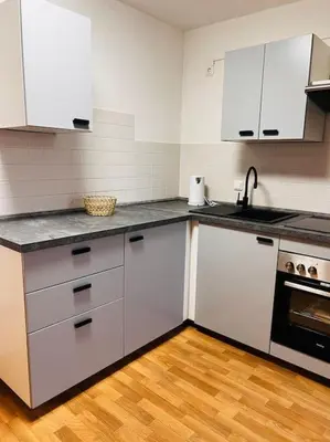 Küche/Küchenzeile in der Unterkunft Ferienwohnung 09599 Freiberg in Sachsen nahe Bahnhof