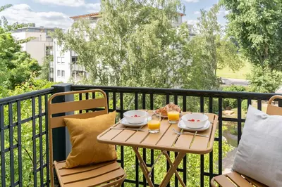 Ein Balkon oder eine Terrasse in der Unterkunft Schloss - Apartments an der Uni - Klinik