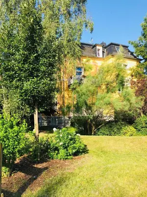 Ein Garten an der Unterkunft Pension&Wellness-Oase-Nossen