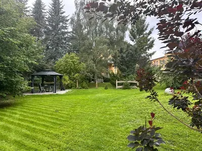 Ein Garten an der Unterkunft Pension&Wellness-Oase-Nossen