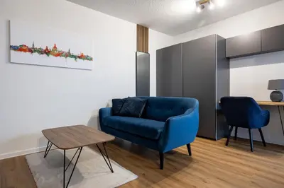 Ein Sitzbereich in der Unterkunft Sunnybelle Appartements Dresden I