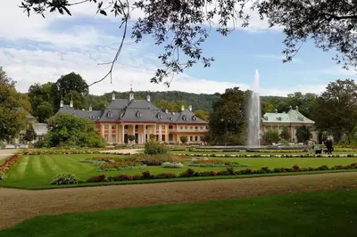Ein Garten an der Unterkunft Ferienwohnung im Fachwerkhaus