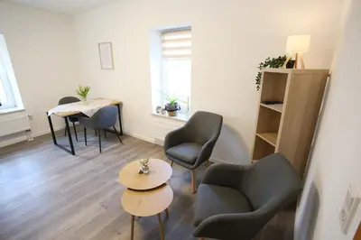 Ein Sitzbereich in der Unterkunft Ferienwohnung Zschopau Zentrum