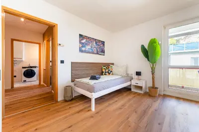 Ein Bett oder Betten in einem Zimmer der Unterkunft MonteurWohnung DresdnerBlick