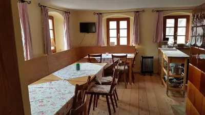 Ein Sitzbereich in der Unterkunft Fachwerkhof Klosterbuch